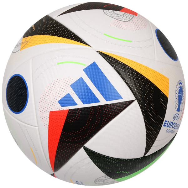 Adidas Euro24 Competition jalkapallo, koko 5, väri valkoinen-vihreä-punainen-oranssi.