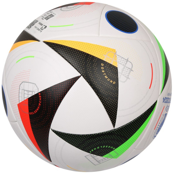 Adidas Euro24 Competition jalkapallo, koko 5, väri valkoinen-vihreä-punainen-oranssi.